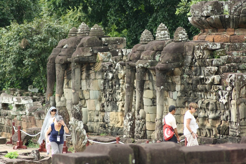 Het Angkor rijk in Cambodja, olifanten terras